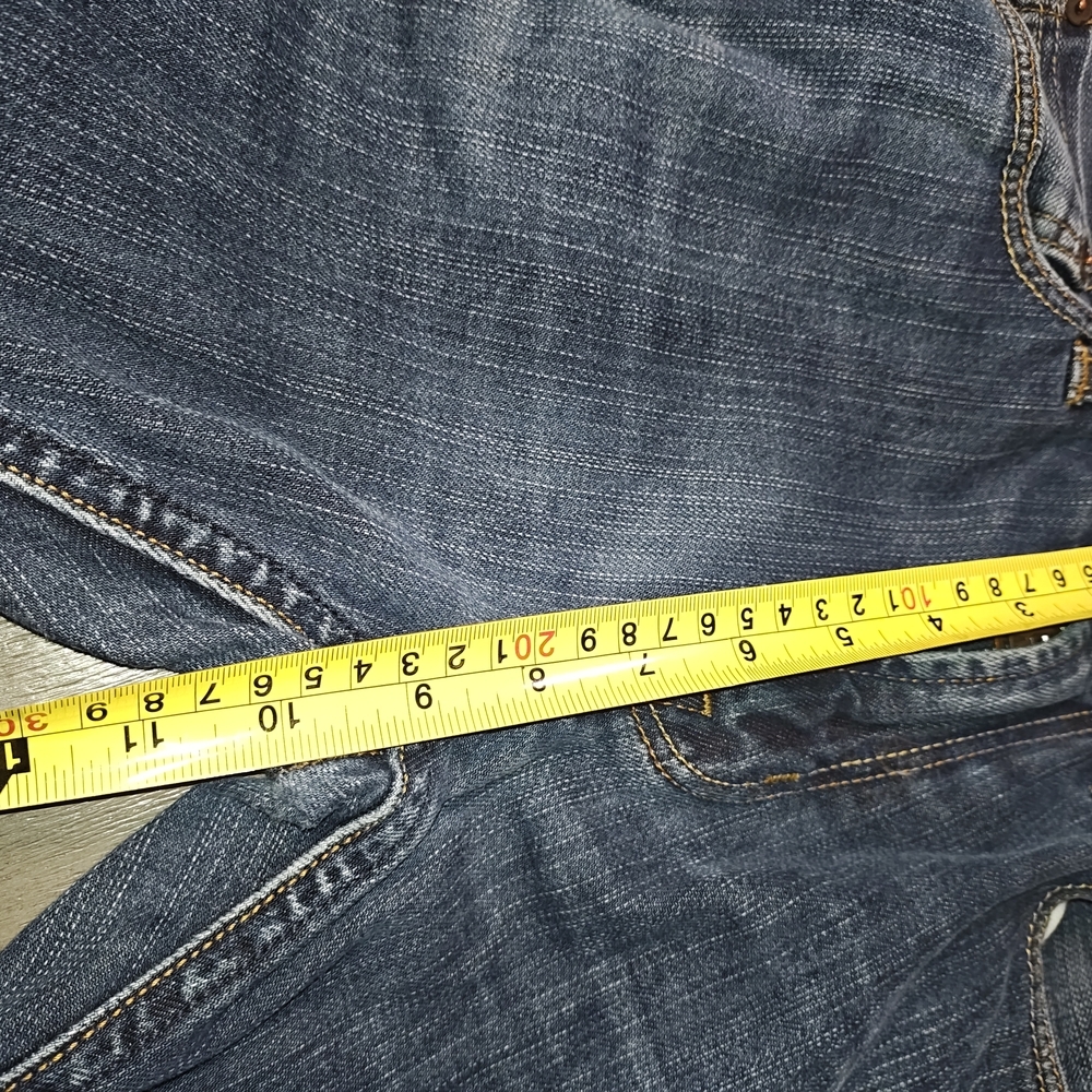 American Eagle Outfitters Woman Blue Jeans ,Size 31x32,Straight Leg,mid rise - Picture 4 of 10